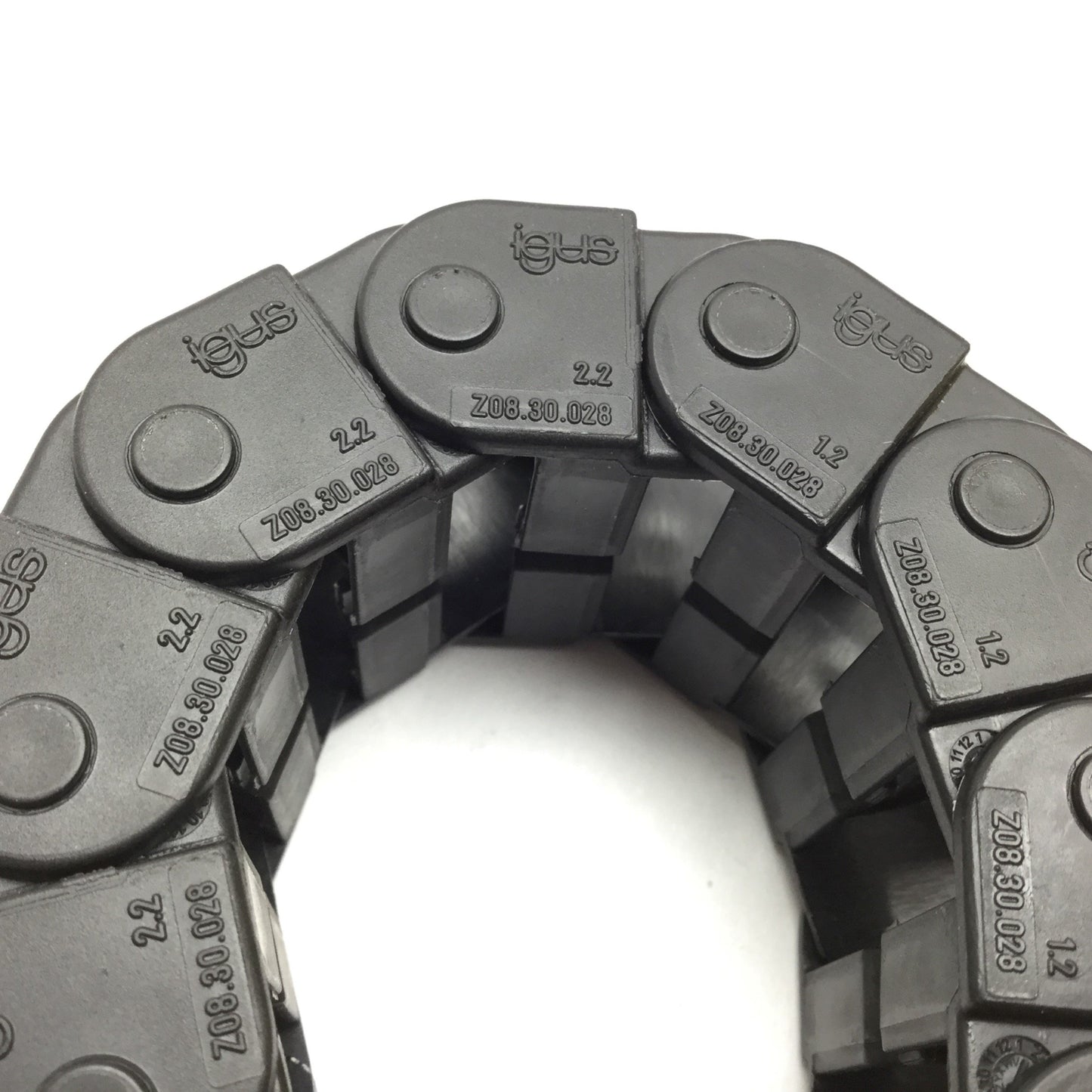 Used Lot of 2 Igus Z08.30.028 Energy Chain, Length: 13", Inside: 1.15" x 0.5"