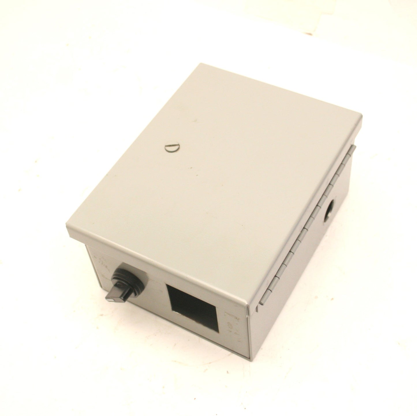 Used Wiegmann N1C060804WW Steel Electrical Enclosure, 8 x 4 x 6" *Holes*