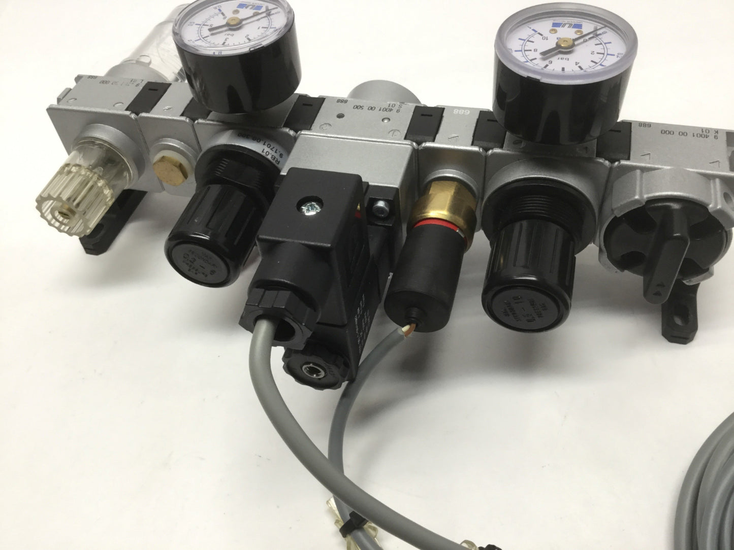 Used Knocks Multi-Fix Pneumatic Filter/Regulator, Lubricator, Control Valves, 24VDC