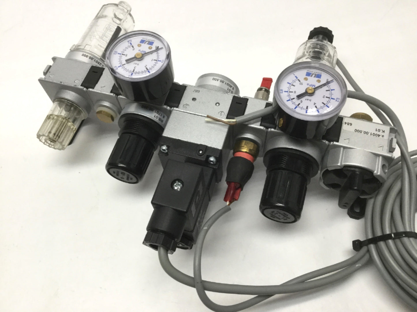 Used Knocks Multi-Fix Pneumatic Filter/Regulator, Lubricator, 24VDC Control Valve