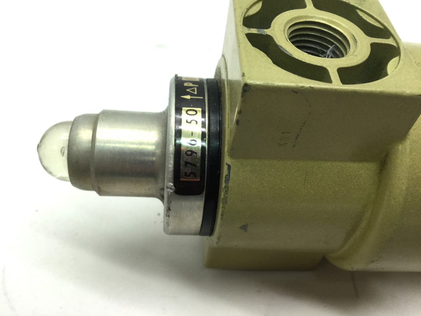 Used Norgren F55-201-MODA Filter & 5796-50 Service Indicator 1/4" NPT 250 PSI 150°F