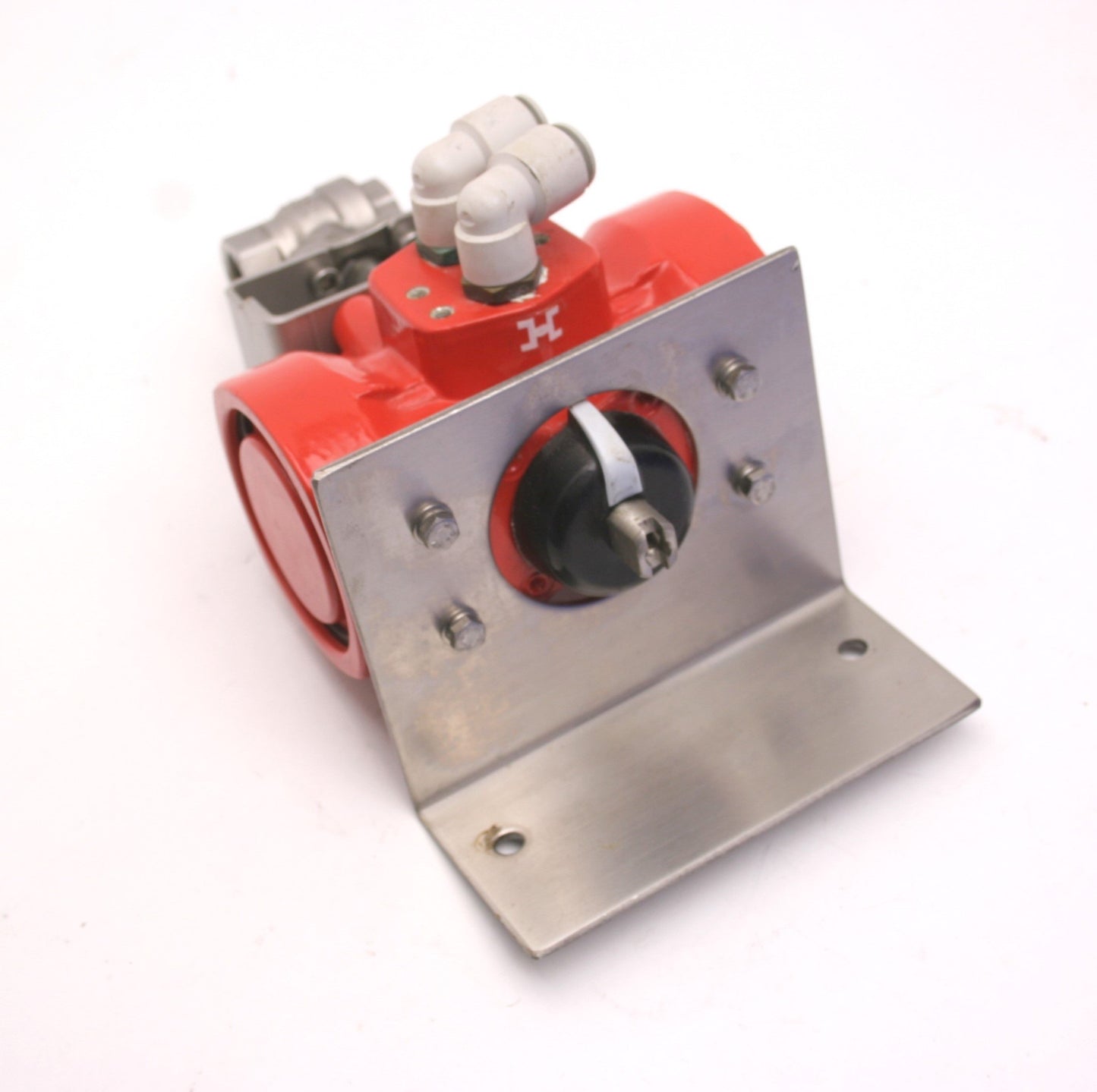 Used Prisma P00 Pneumatic Actuator Valve, Actuator, Valve Size: 3/8", Ports: 1/4" BSP