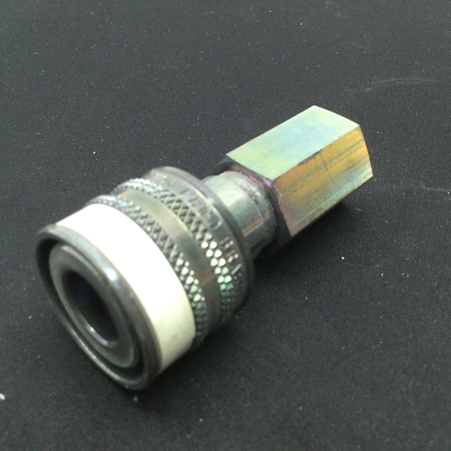 Used Swagelok B-QC4-B-4PFK6 Brass Insturment Quick Connect Body Valve 1/4" White Key