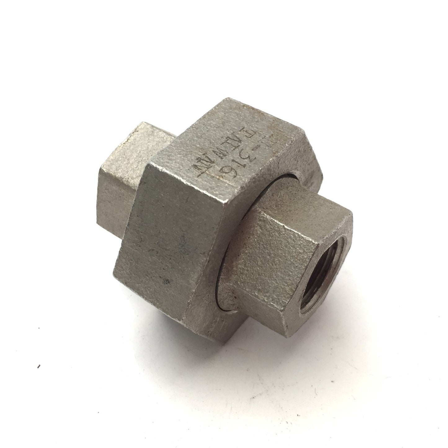 Used Lot of 5 Stainless Steel SS 316 Union Fittings, 3/8" FNPT, Class 150, 300 PSI