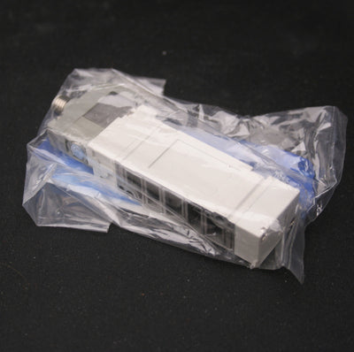 New SMC SY5140-5WAOZ Solenoid Valve, 0.15-0.7MPa, 2 Position Single, 24VDC