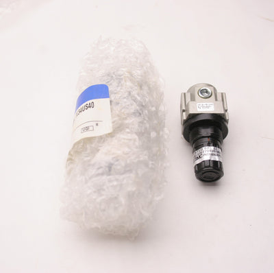 New – Open box Lot of 2 New SMC AR10-M5-X406-X34US40-70 Air Pressure Regulators