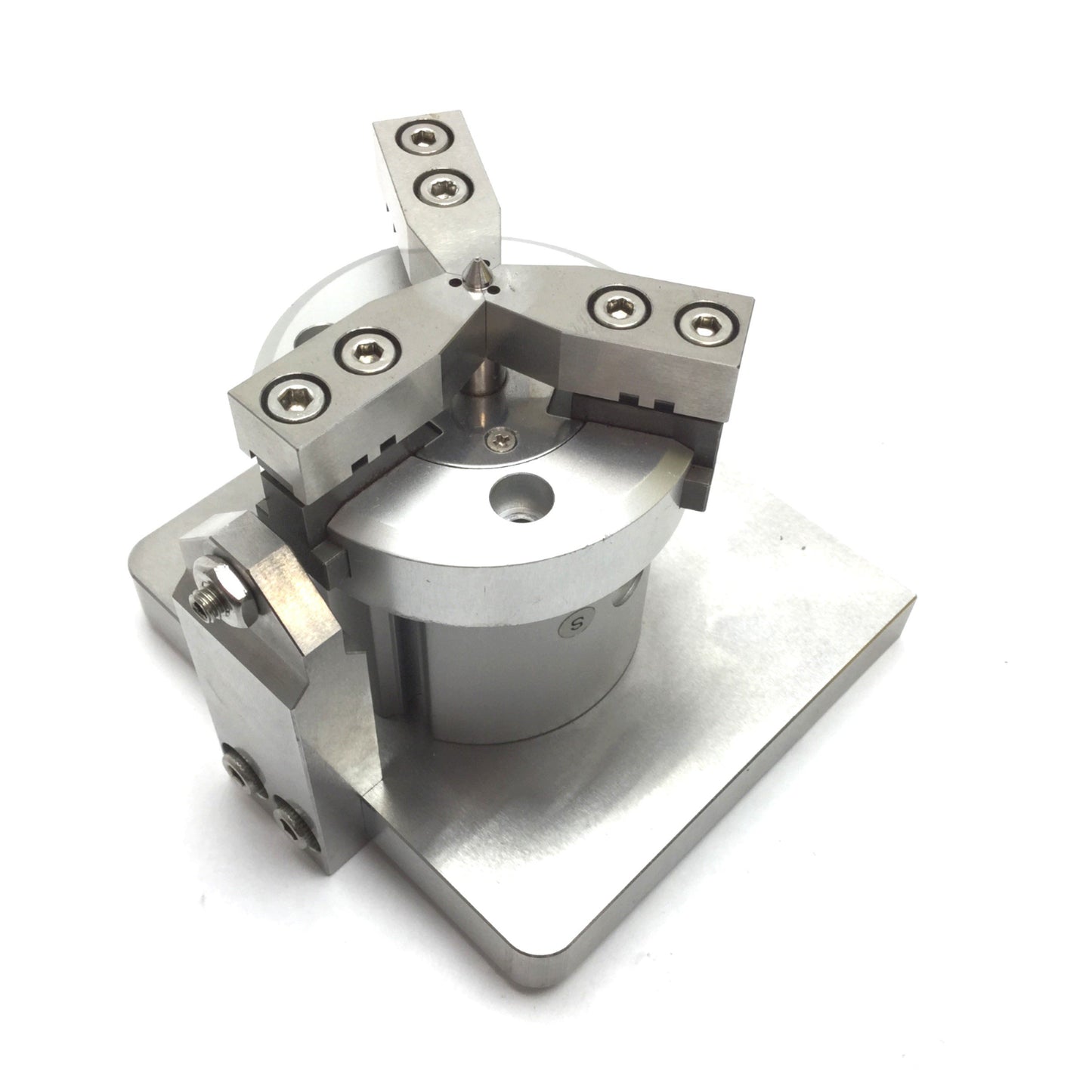 Used SMC MHSH3-32D Gripper, 3-Finger, Pressure: 0.1-0.6MPa, Bore: 32mm, M5x0.8