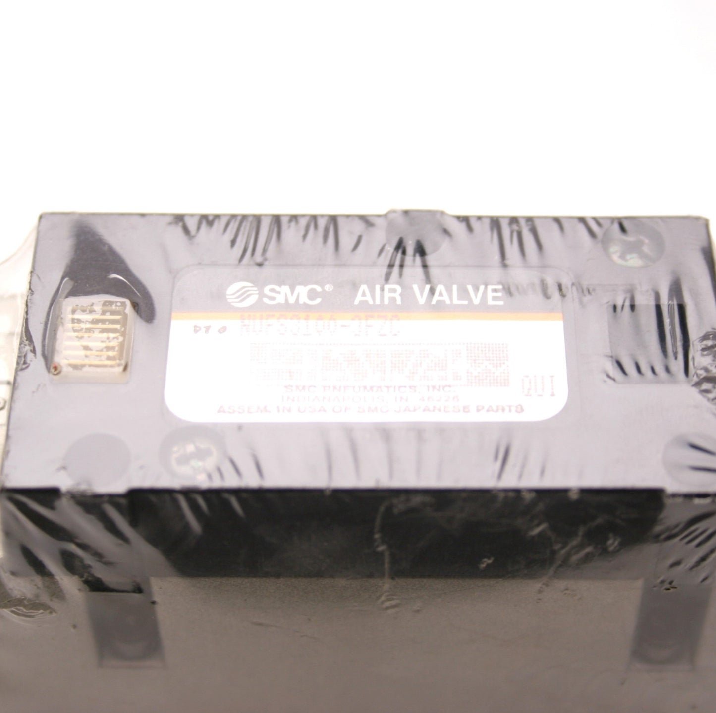 New SMC NVFS3100-3FZC Solenoid Valve, 110VAC, 5 Ports, With Base