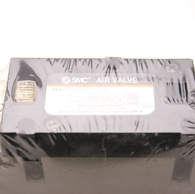 New SMC NVFS3100-3FZC Solenoid Valve, 110VAC, 5 Ports, With Base