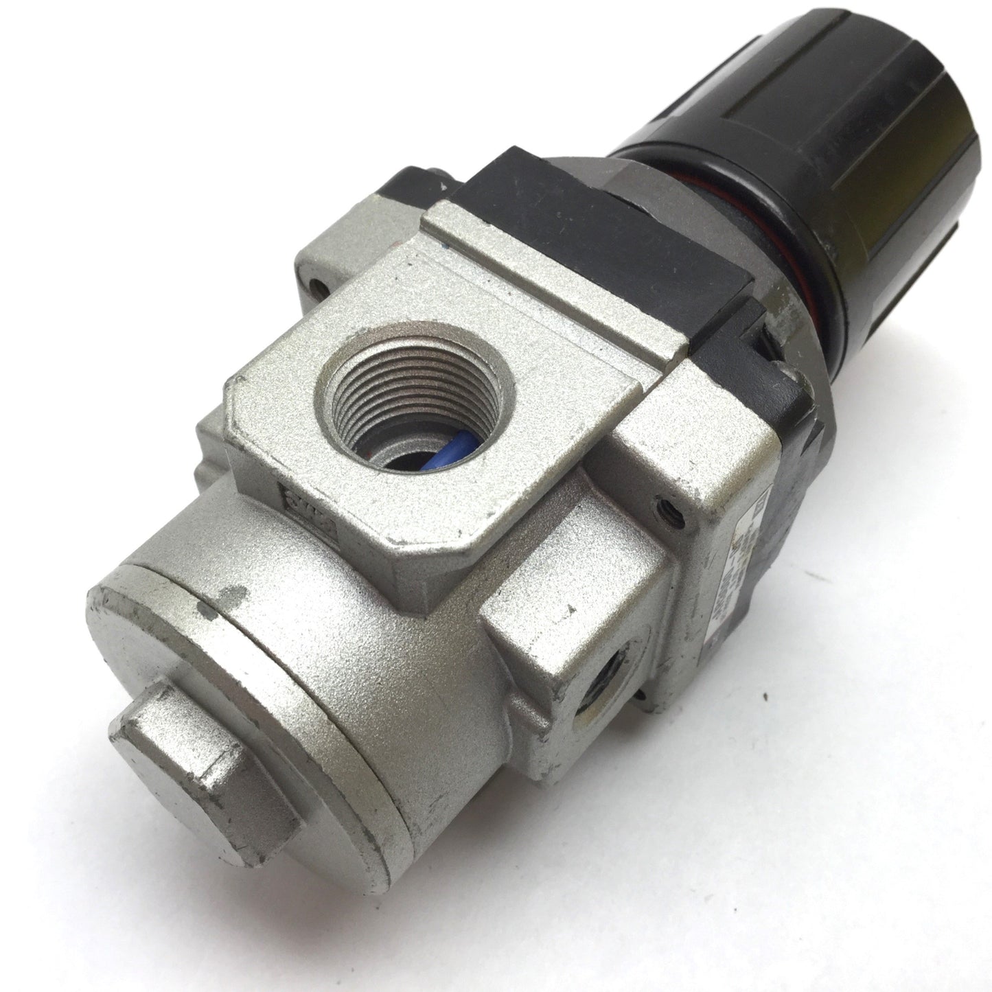 Used SMC AR3000-03 Pneumatic Regulator, In: 1.0MPa Max, Out: 0.05-0.85MPa, Ports: 3/8