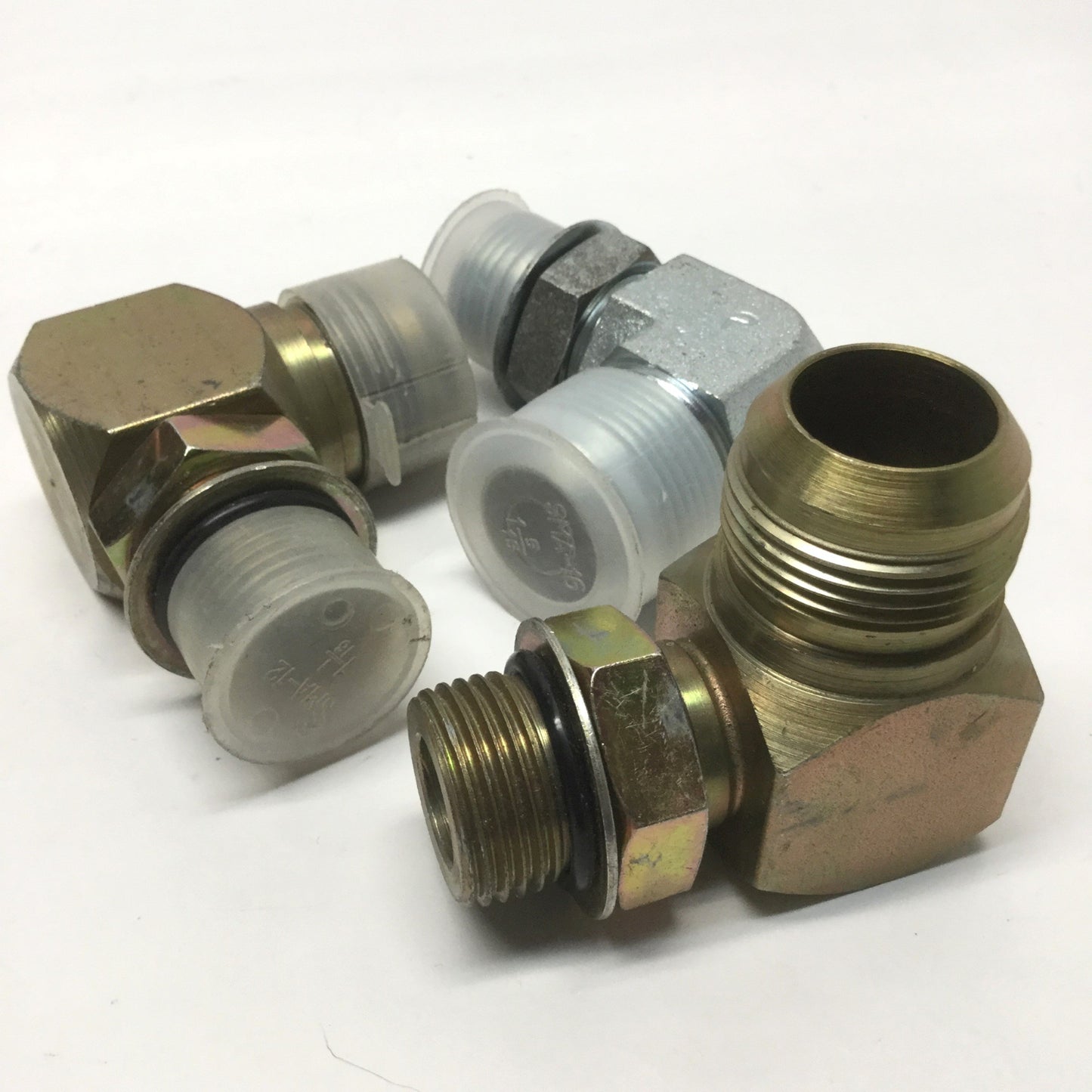 New – Open box Lot of 3 6801-16-12 Hydraulic Fitting 90° Male Elbow 1" JIC 37° Flare x 3/4" ORB