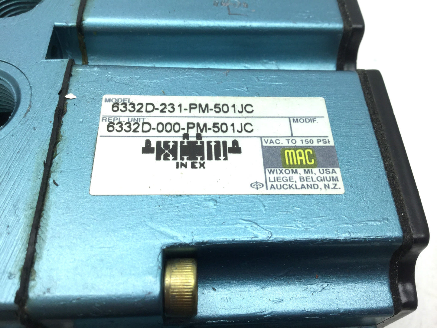 Used MAC 6332D-231-PM-501JC Pneumatic Spool Valve 3-Pos 4-Way 24VDC 3/8" NPT