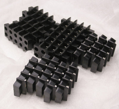 New – Open box Lot of 19 Cinch 3-141 Terminal Blocks, 20A 250V, 3 Position, 14-28 AWG