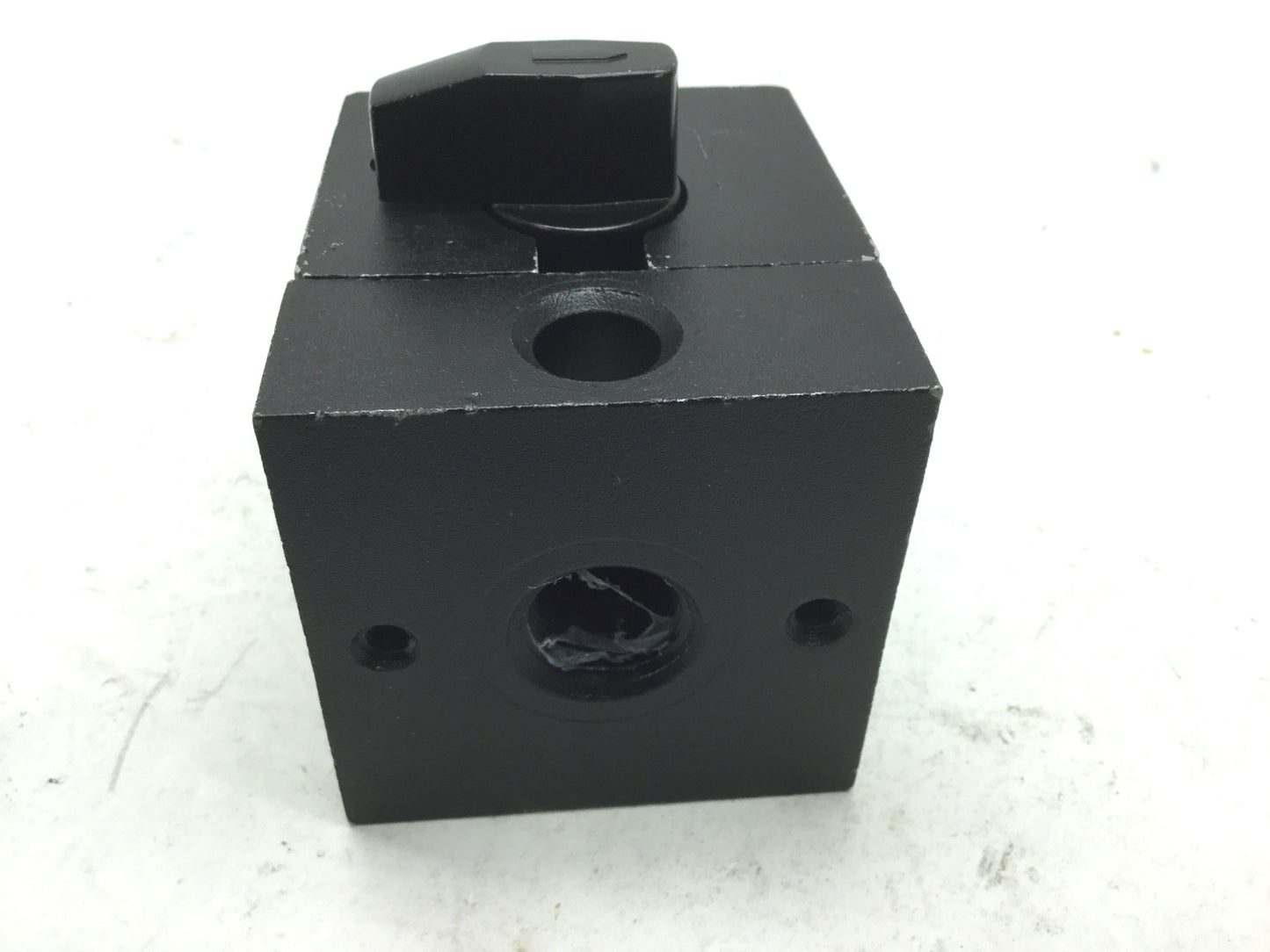 Used Watts 105 QUBE Shut Off Ball Valve 1/2" NPT