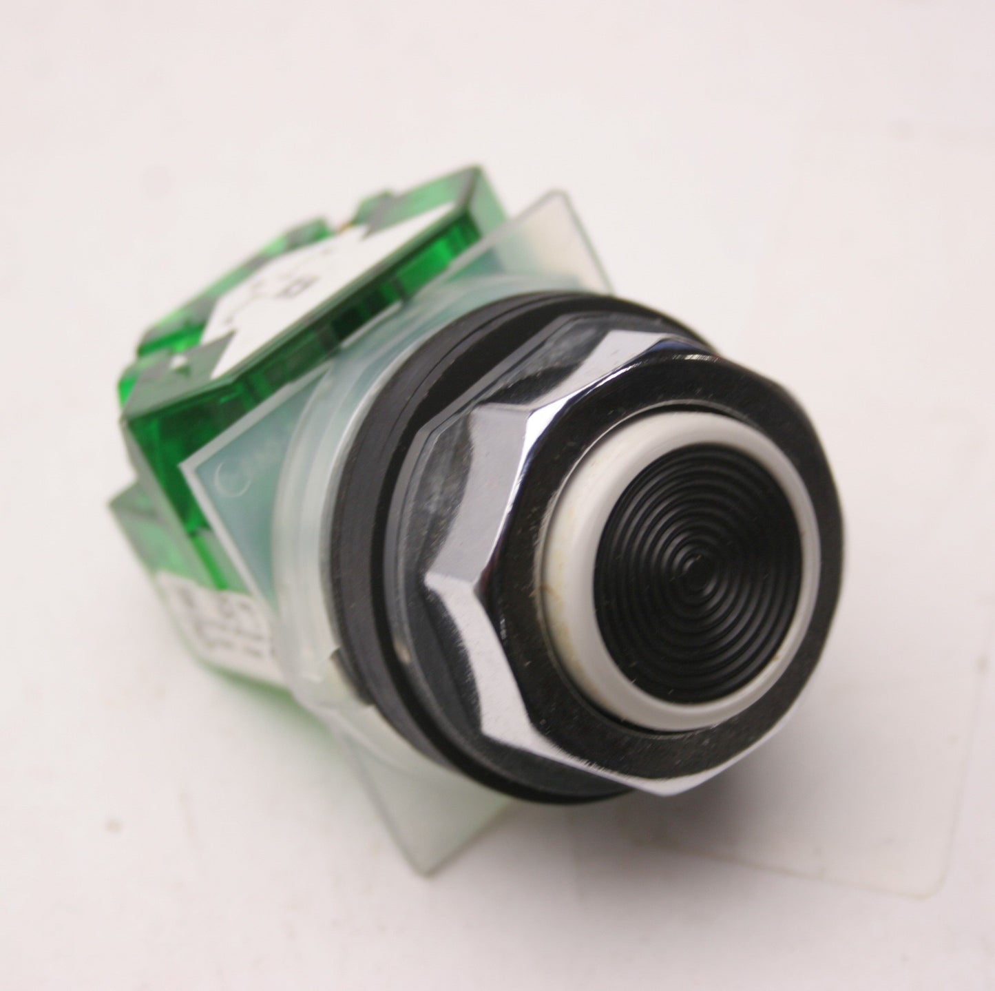 New – Open box Square D 9001 KR3BH5 Black Push Button, 600V, Series J