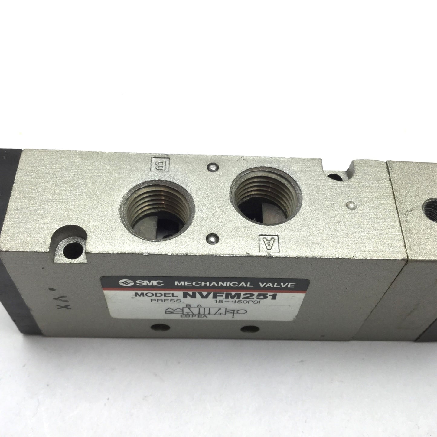 New – Open box SMC NVFM251 Mechanical Valve, 2-Position Selector, 5-Port, 1/4" NPT, 15-150psi