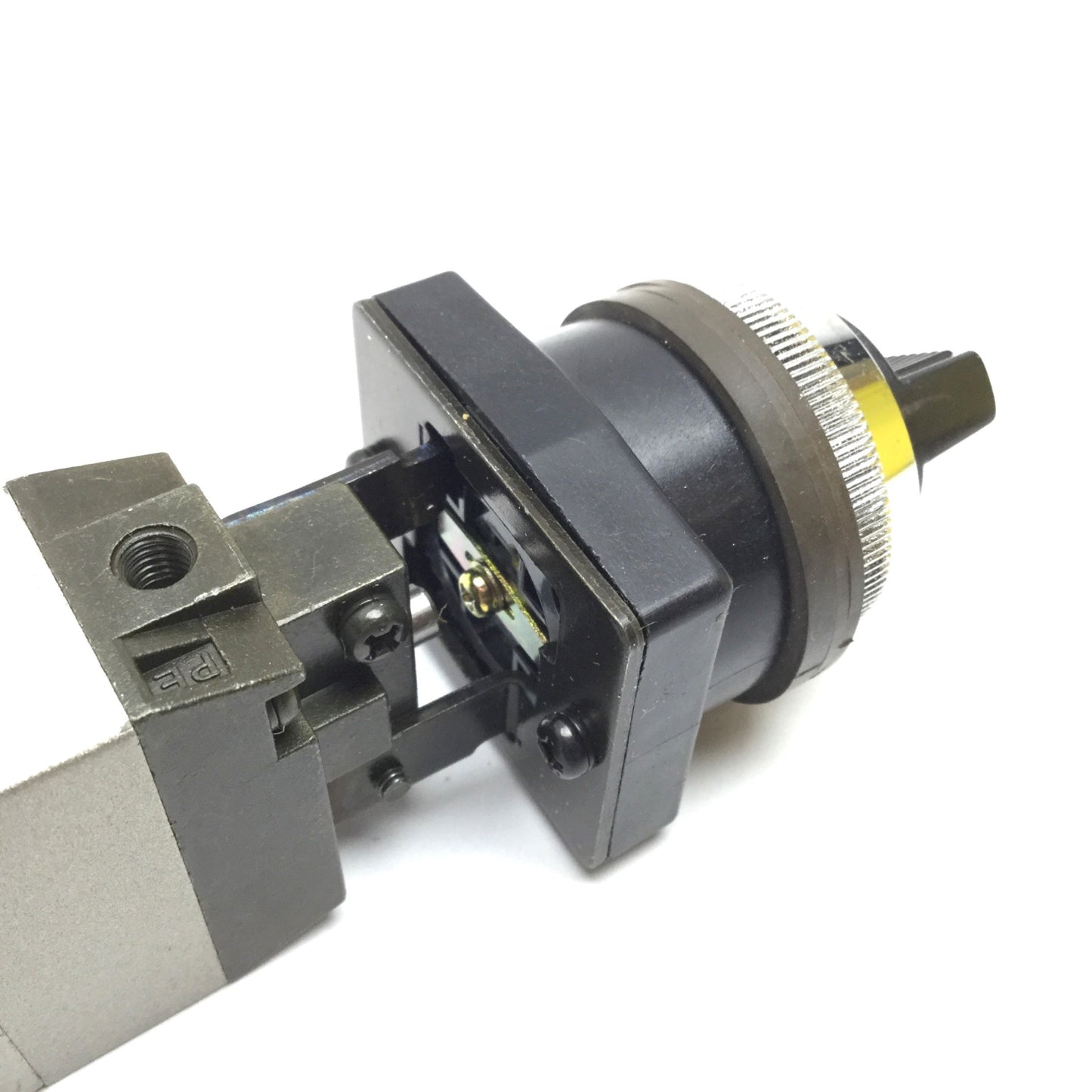 New – Open box SMC NVFM251 Mechanical Valve, 2-Position Selector, 5-Port, 1/4" NPT, 15-150psi