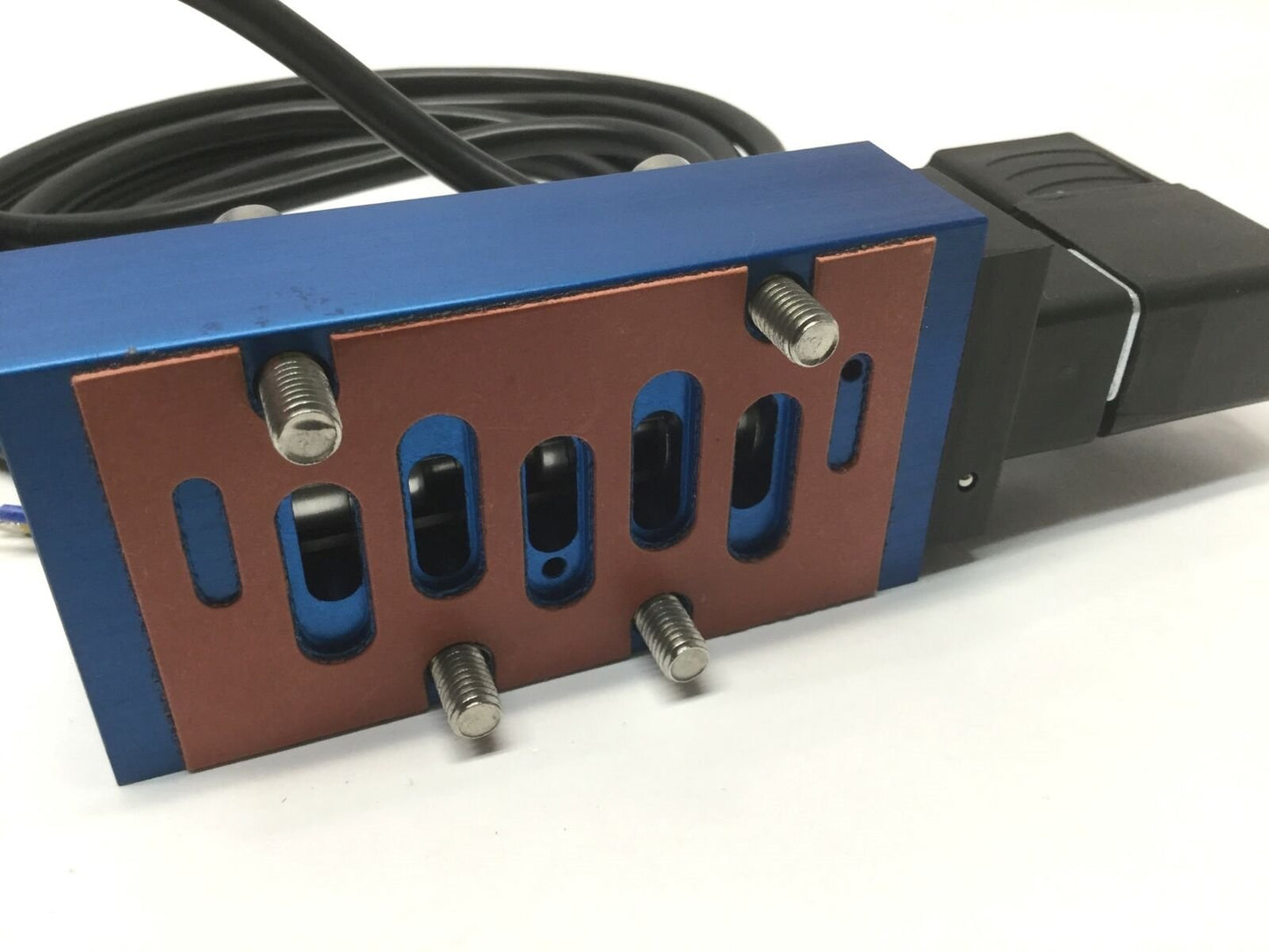 New – Open box Automatic I2000AAXR Pneumatic Solenoid Valve, 5-Port 2-Position, 24VDC Coil