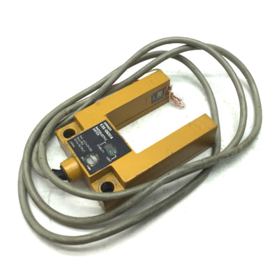 Used Omron E3S-GS3E4 Photoelectric Slotted Edge Registration Sensor NPN, 3cm 12-24VDC
