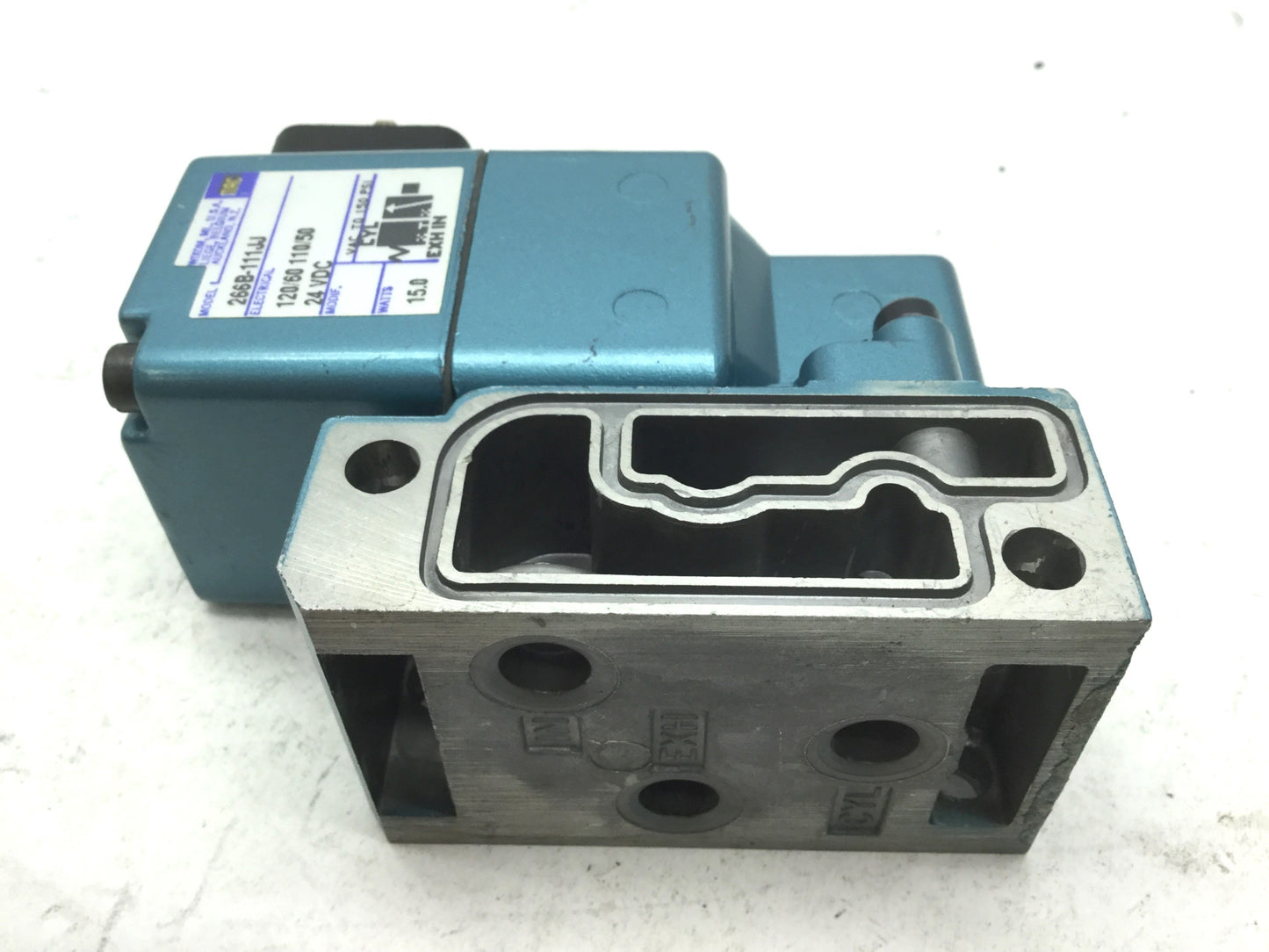 Used Mac 266B-11JJ Solenoid Valve Voltage: 120/110VAC 50/60Hz 24VDC 2-Way
