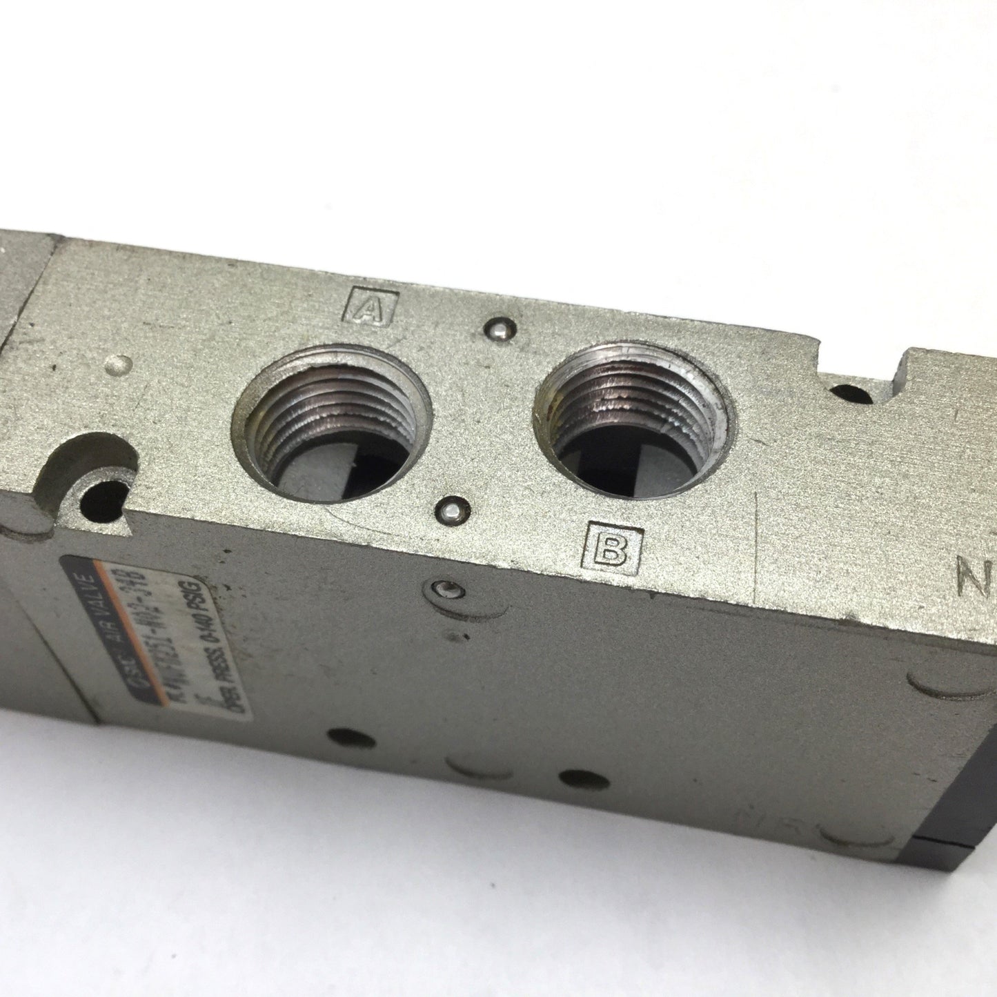 Used SMC NVFM251-N02-34B Mechanical Valve, 2-Position Selector 5-Port 1/4" NPT 140psi