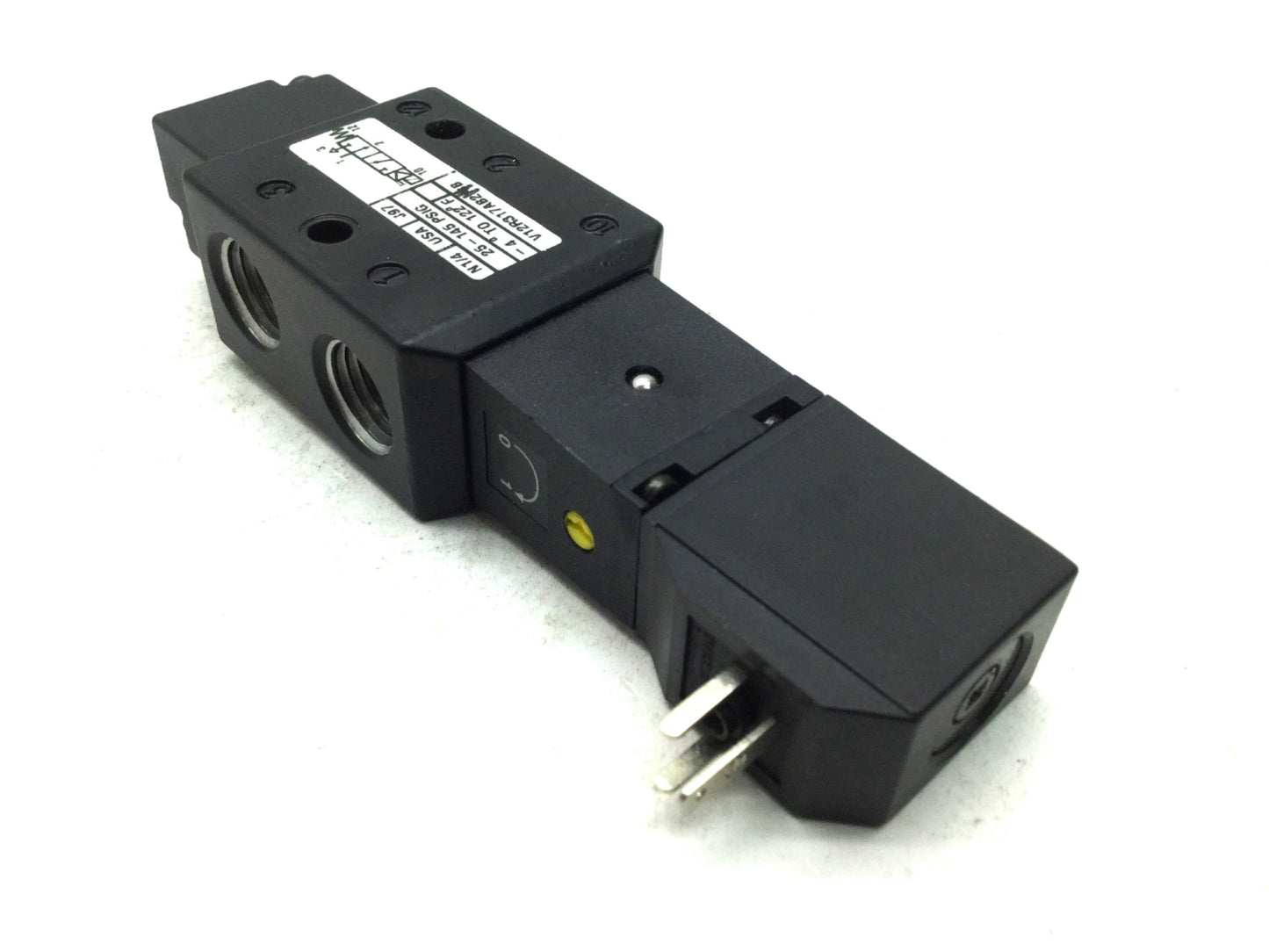 New Norgren V12R317AB214B Pneumatic Valve 2 Pos 3 Way Air Actuated Spring Return