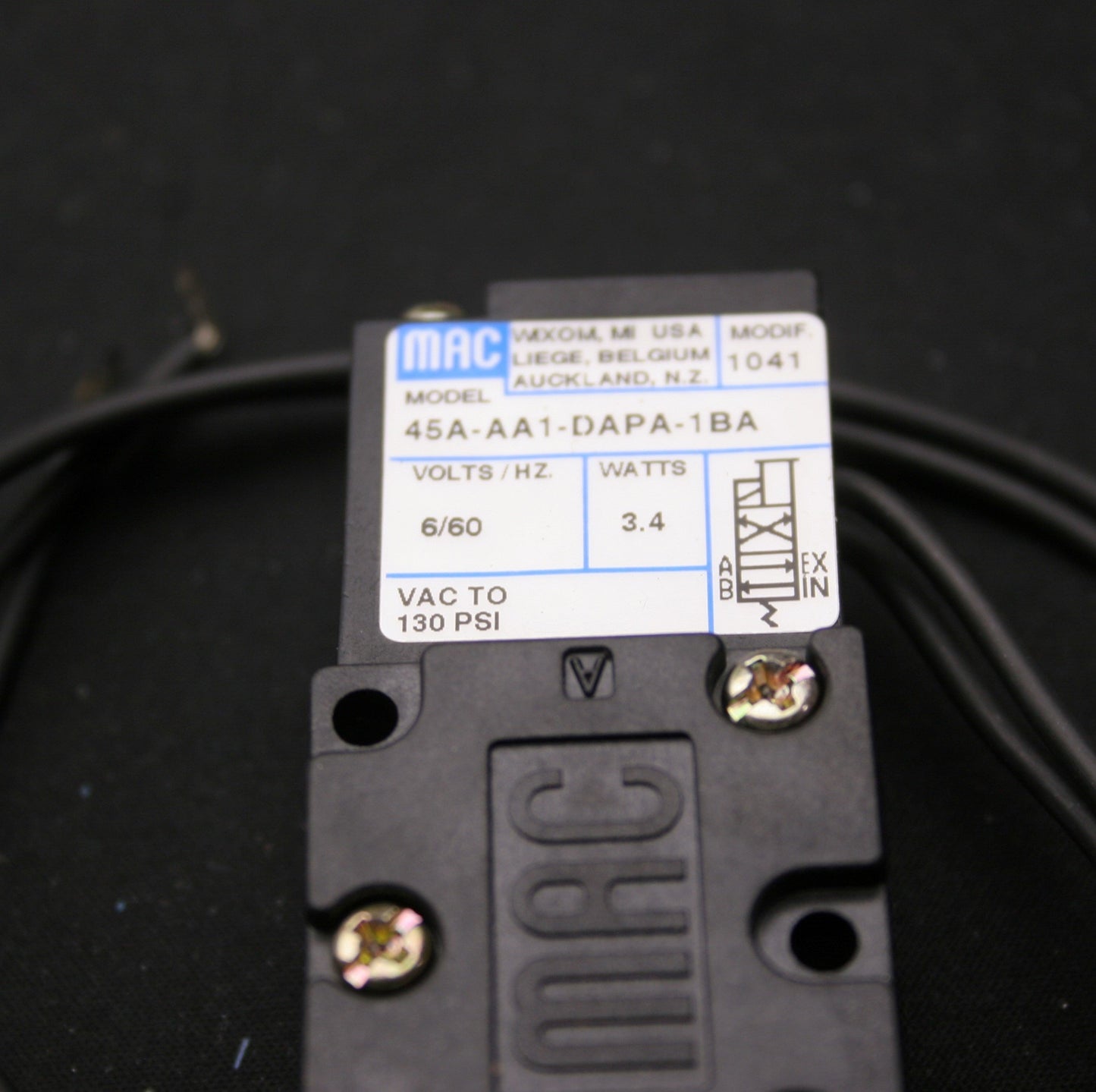 Used MAC 45A-AA1-DAPA-1BA Solenoid Valve, 6V, 60Hz, 3.4W, Vac to 130psi