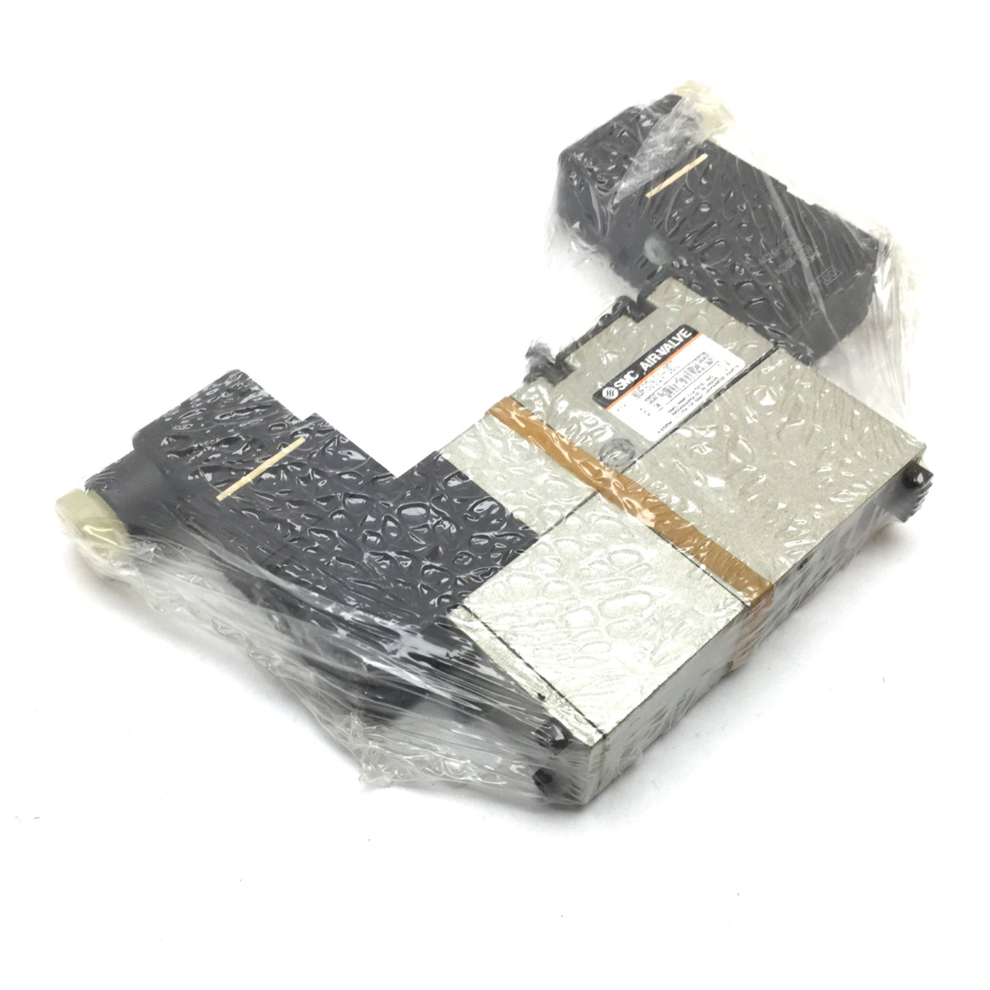 New SMC NVFS2610-3DZ Pneumatic Solenoid Valve, 3-Position 5-Port, 80-120VAC