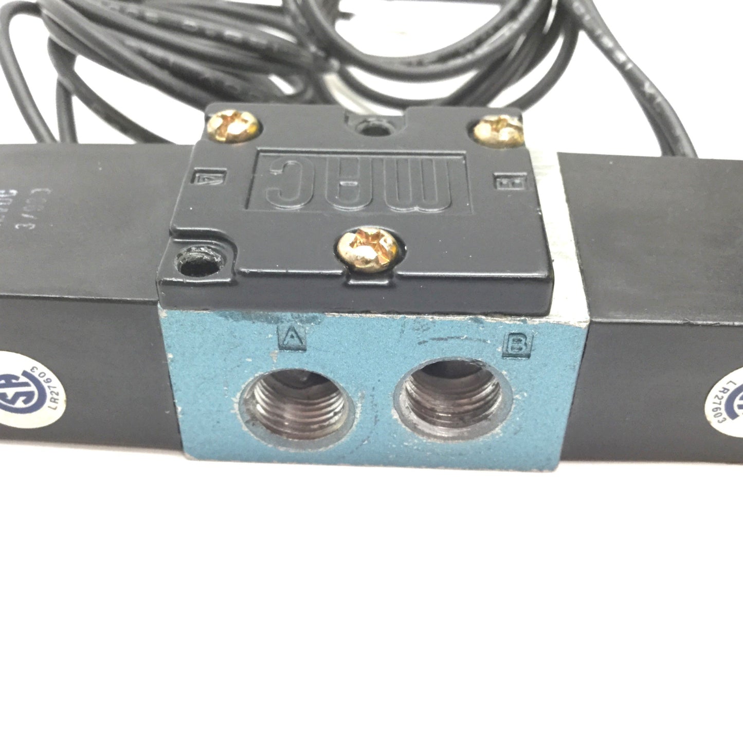 Used Mac 45A-GA1-DDBA-1BA Solenoid Valve, 2-Position 4-Port, 12VDC, 1/8" NPT, 120psi