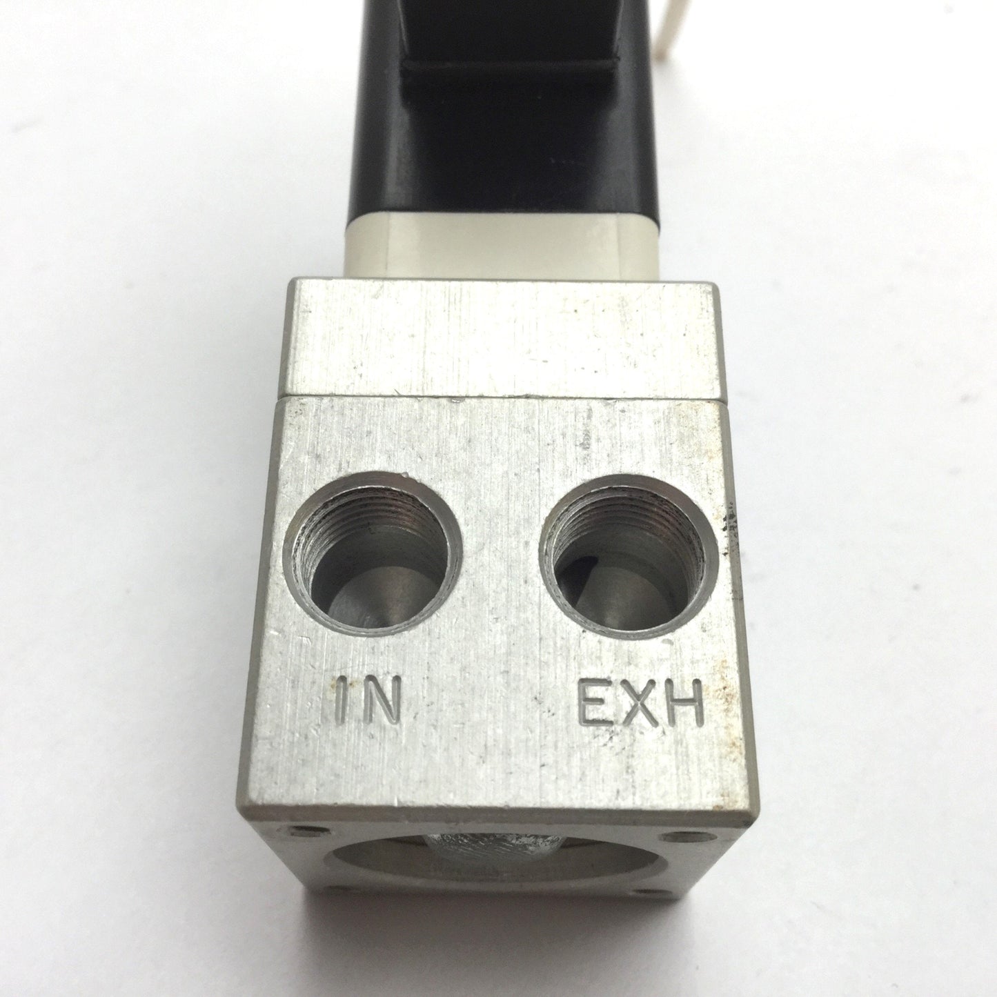Used Humphrey 125E1 LW Solenoid Valve, 2-Position 3-Port, 120VAC, 30-100psi, 1/8" NPT