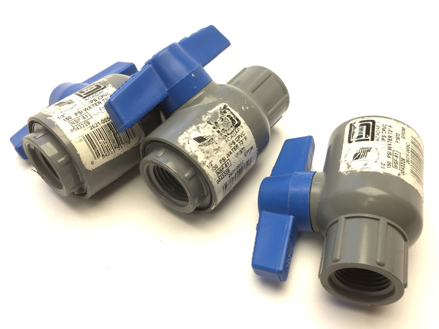 Used Lot of 1/2" Assorted PVC, CPVC Female Threaded In-Line Ball Valves, 1/4 Turn