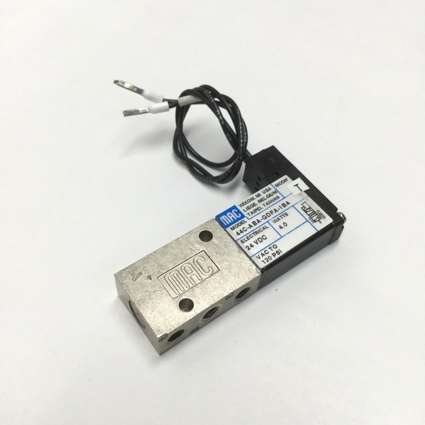 Used Mac 44C-ABA-GDFA-1BA Solenoid Valve, 5-Port 2-Position, 24VDC, 120psi, #10-32