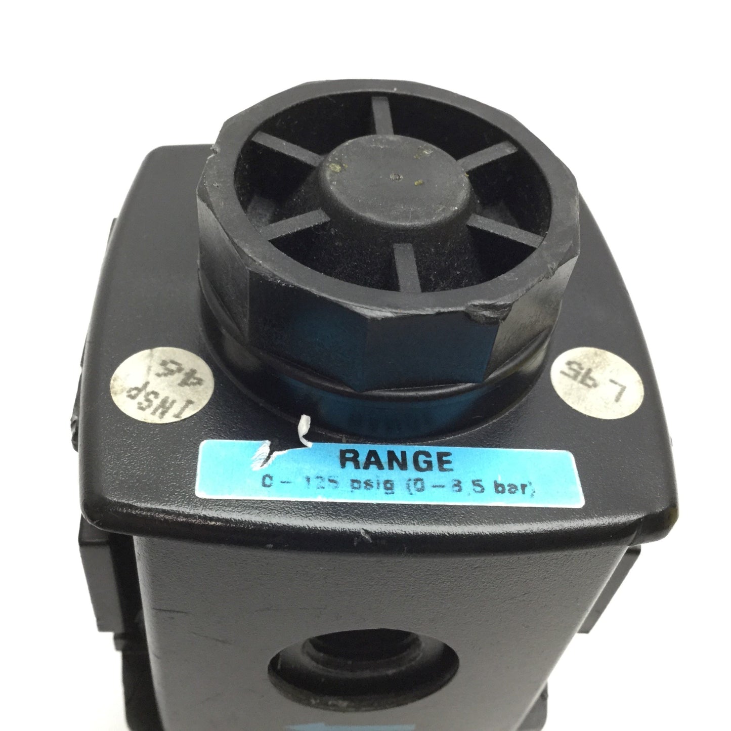 Used Wilkerson R18-02-F0G0 Regulator, Inlet: 300psi Max, Outlet: 0-125psi, 1/4" NPT