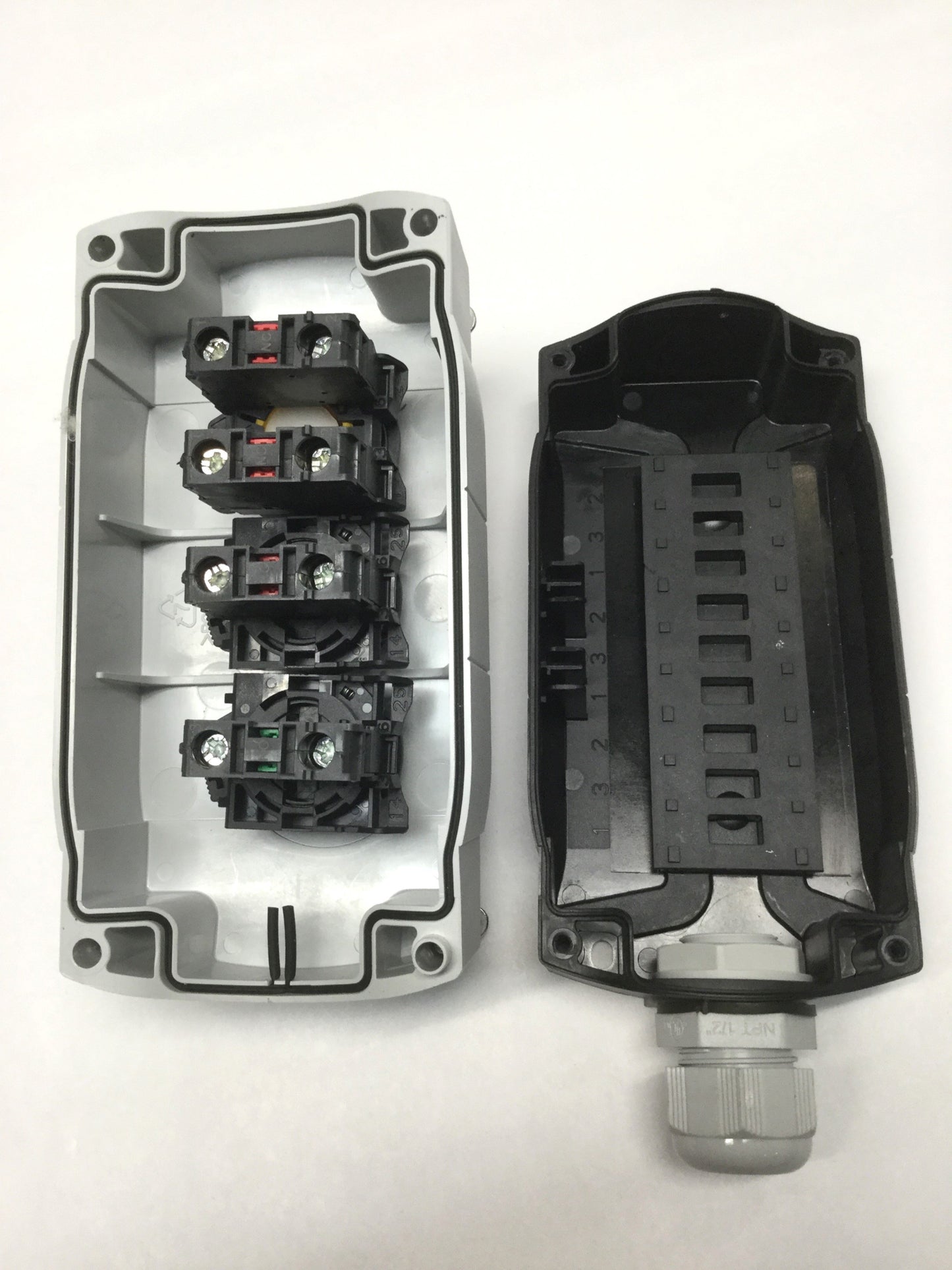 Used Allen Bradley 800F-3PP 3-Pushbutton Enclosure 22mm w/ Emergency E-Stop & Switch