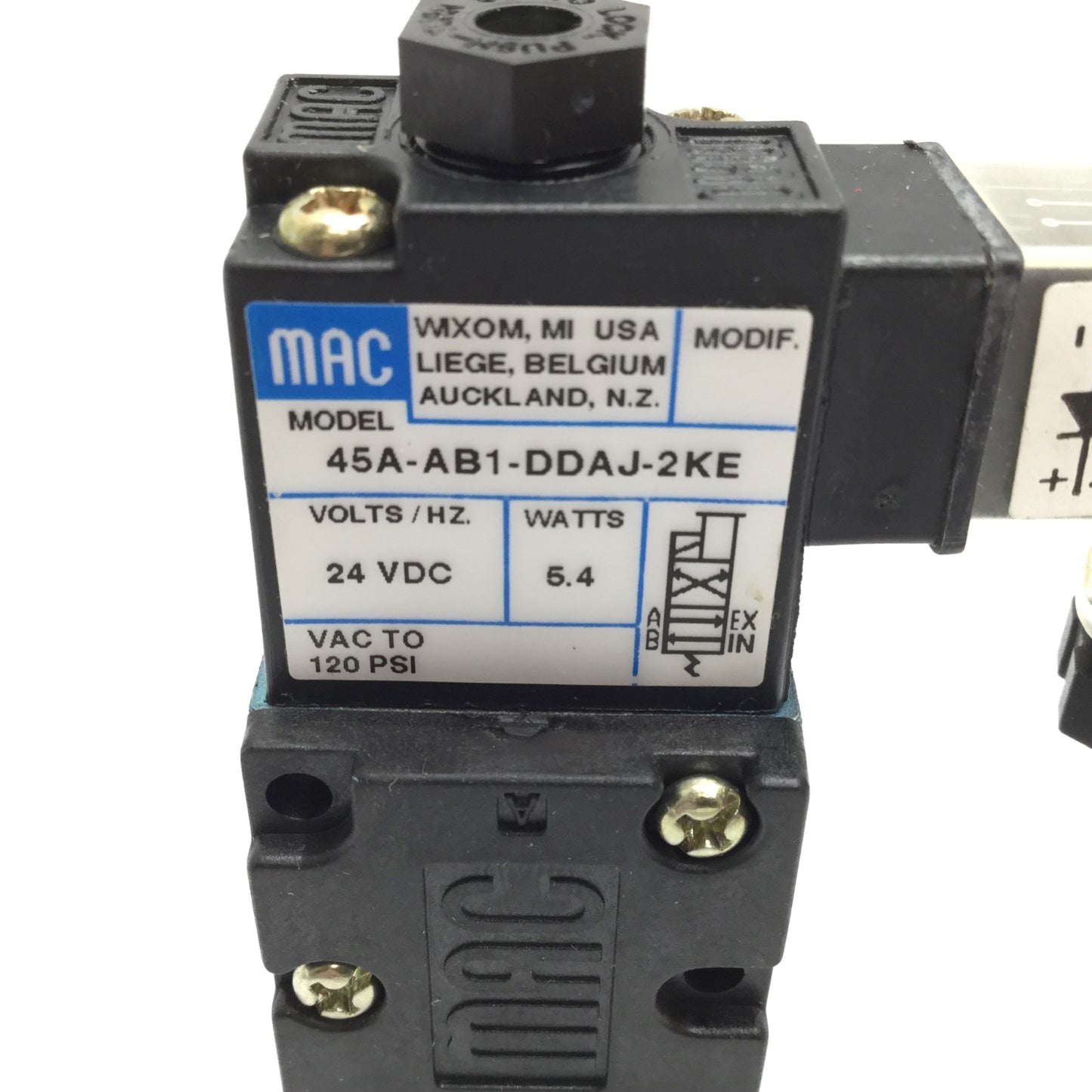 New – Open box Mac 45A-AB1-DDAJ-2KE Solenoid Valve, 2-Position 4-Port, 24VDC, 10-32, Vac 120psi