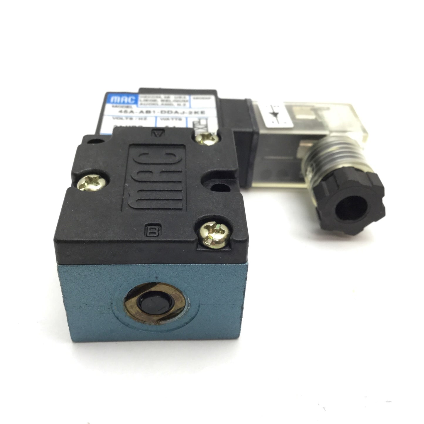 New – Open box Mac 45A-AB1-DDAJ-2KE Solenoid Valve, 2-Position 4-Port, 24VDC, 10-32, Vac 120psi