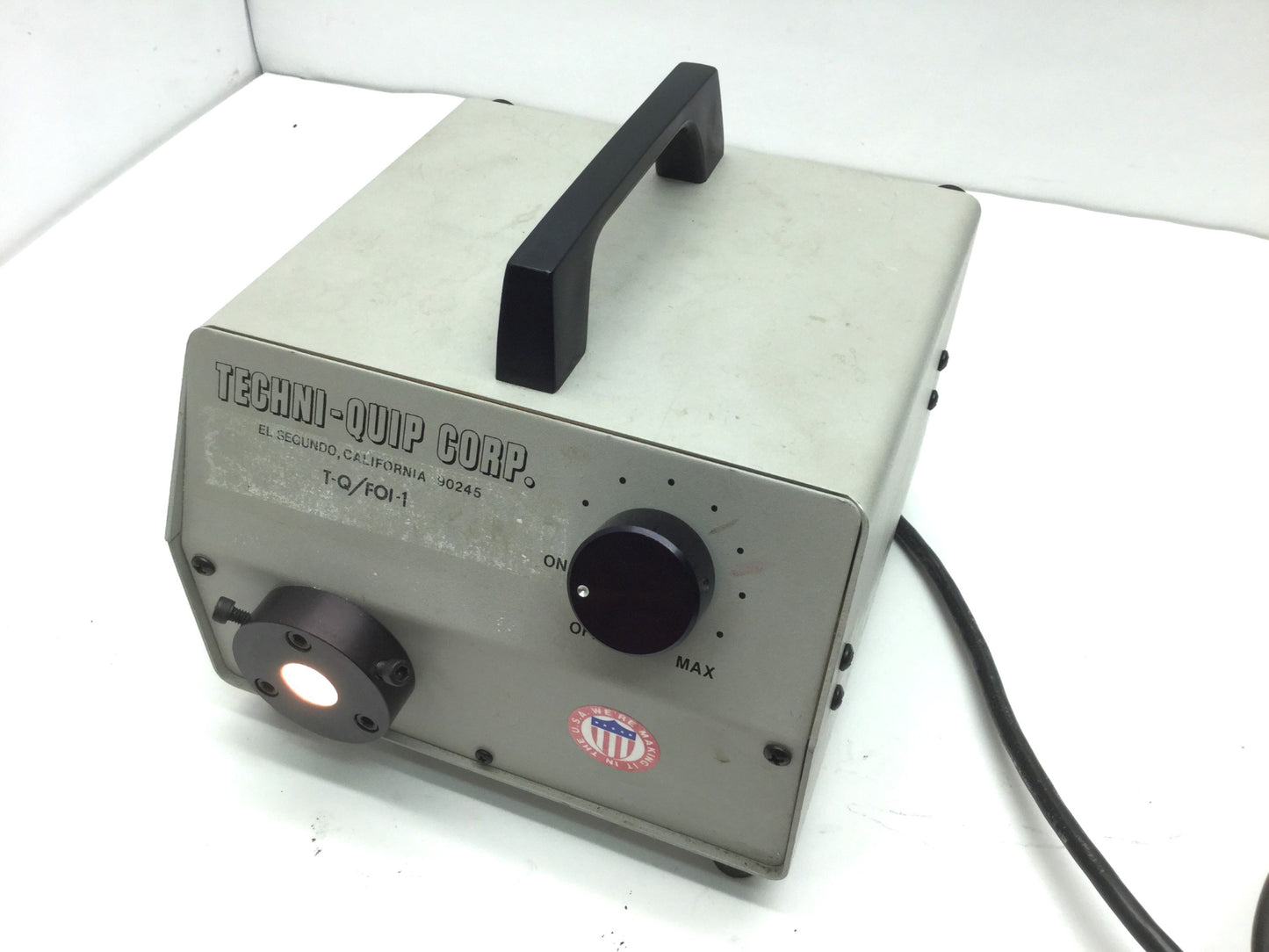 Used Techniquip Fiber Optic Light Source Illuminator 120VAC EKE Lamp 150W FOI-1