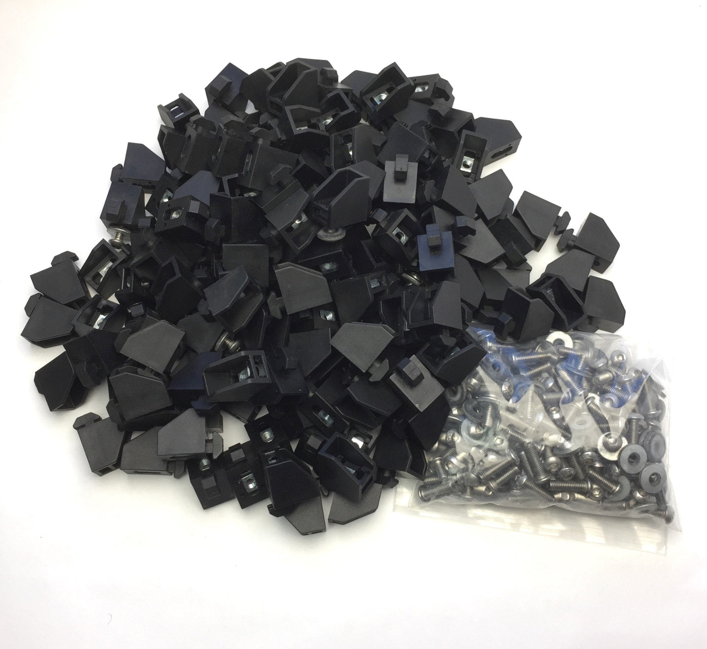 Used Lot of 250 Maytec 1.64.2E3M6.2 Black PA-GF Mounting Blocks E w/ Washers & Screws