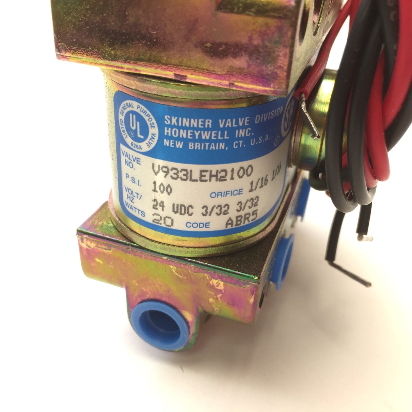 New – Open box Honeywell V933LEH2100 Solenoid Valve 24VDC 20W 100PSI 1/4"NPT Port 1/16 Orifice