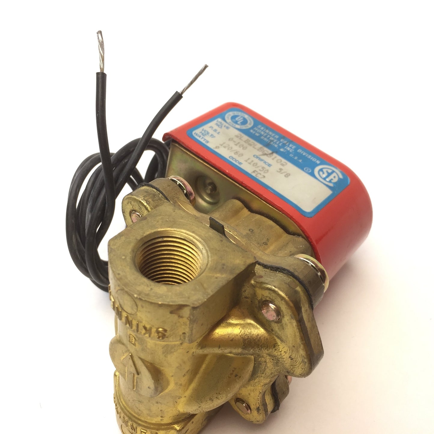 New – Open box Honeywell 2LB2LBG3102 Solenoid Valve 120VAC 60Hz 100PSI 3/8"NPT Port 5/8"Orifice