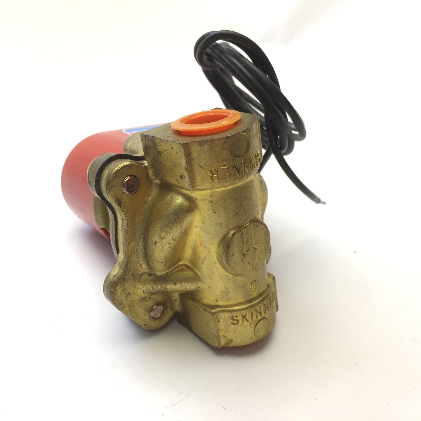 New – Open box Honeywell 2LB2LBG3102 Solenoid Valve 120VAC 60Hz 100PSI 3/8"NPT Port 5/8"Orifice