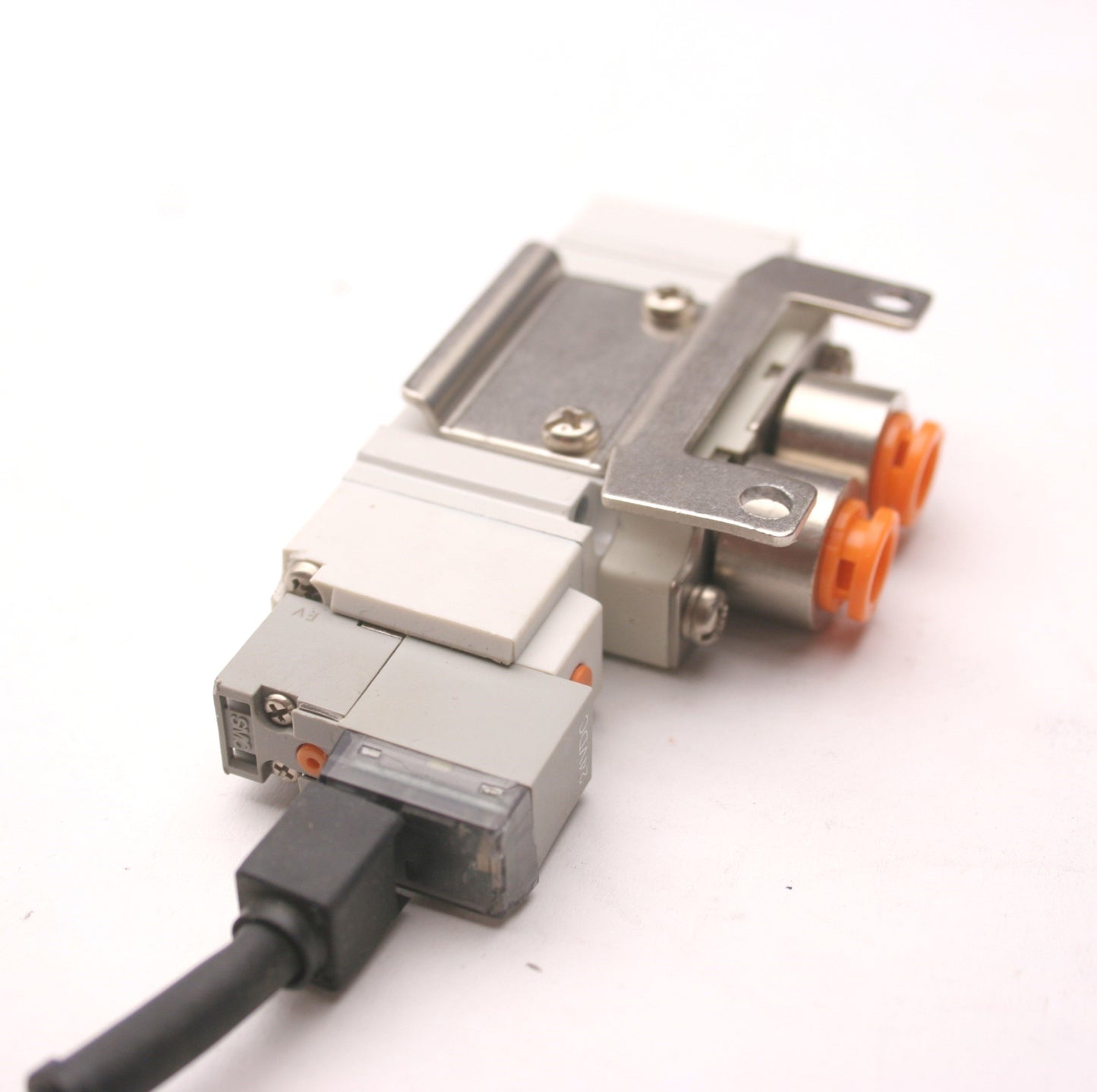 Used SMC SY5120-5LOZ-N7T Solenoid Valve, 2-Position 5-Way, 0.15-0.7MPa, *Small Crack*