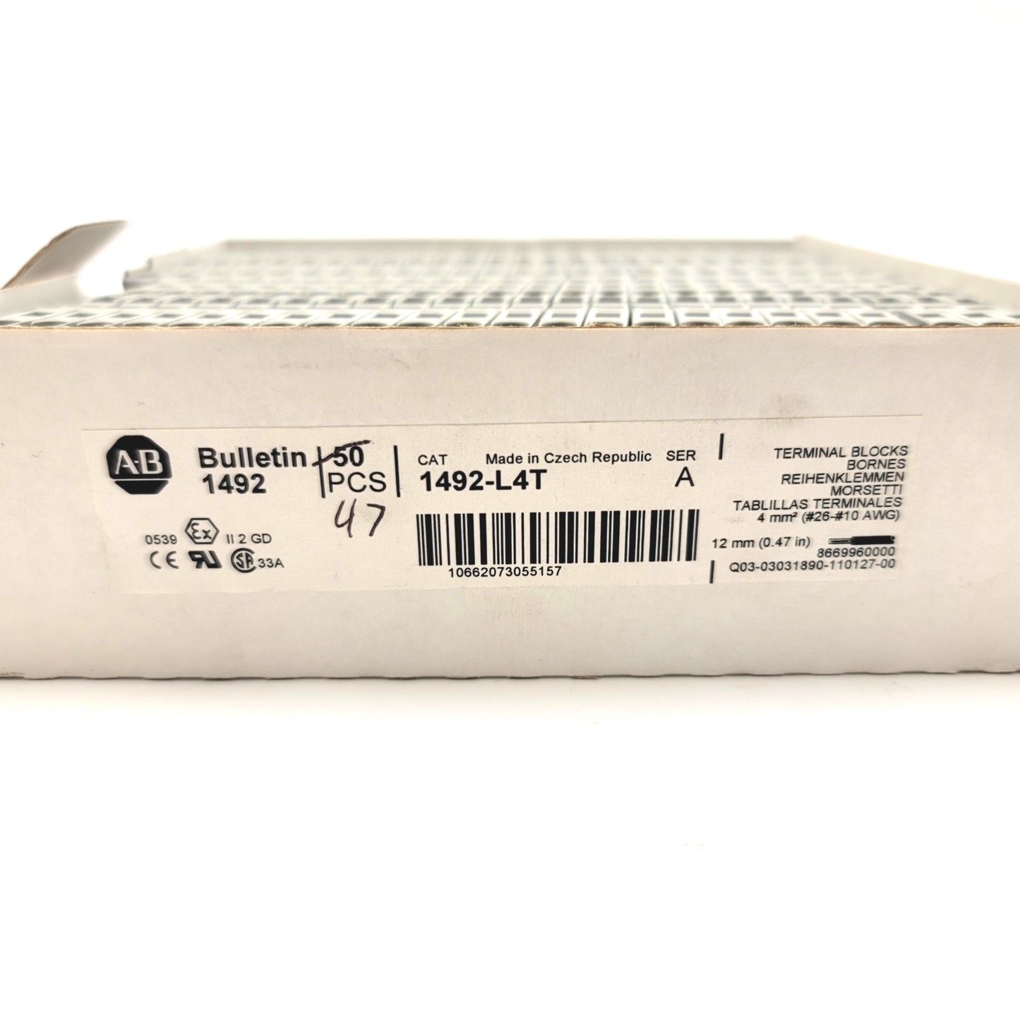 New – Open box Box Of 47 Allen Bradley 1492-L4T Feed Through Terminal Blocks, 800V AC/DC, 32A