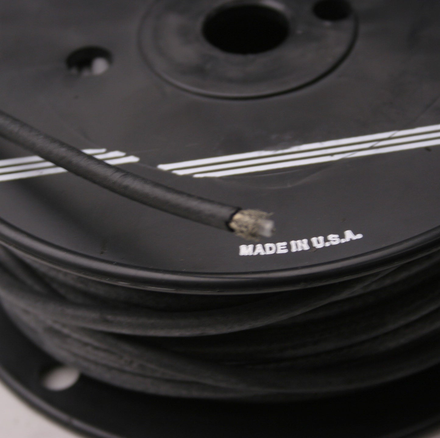 New – Open box Alpha Wire 9058C Coaxial Cable Spool 20 AWG Black ~100' Tinned Copper Shielded