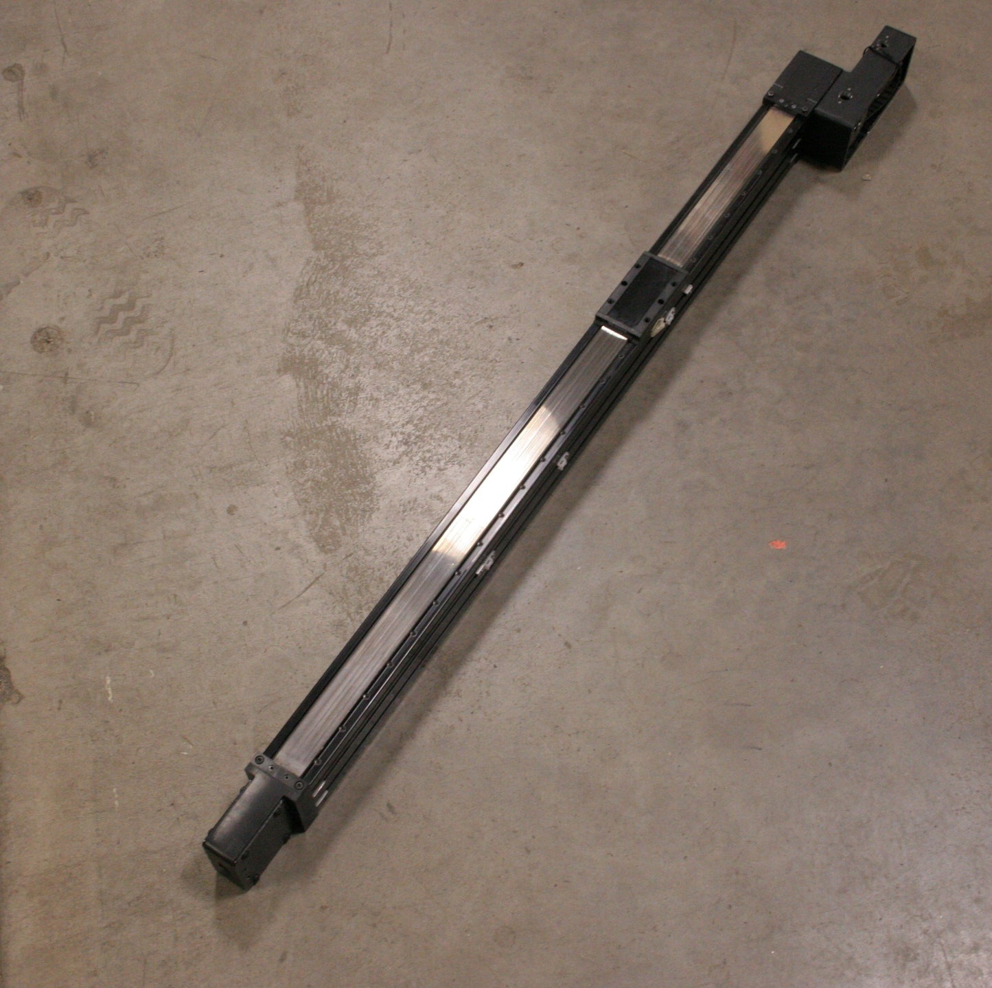 Used Tolomatic B3W10 BWS18 SK33.000 Electric Belt Drive Rodless Actuator, 33" Stroke