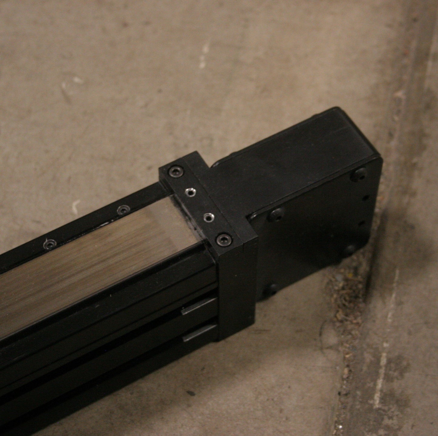 Used Tolomatic B3W10 BWS18 SK33.000 Electric Belt Drive Rodless Actuator, 33" Stroke