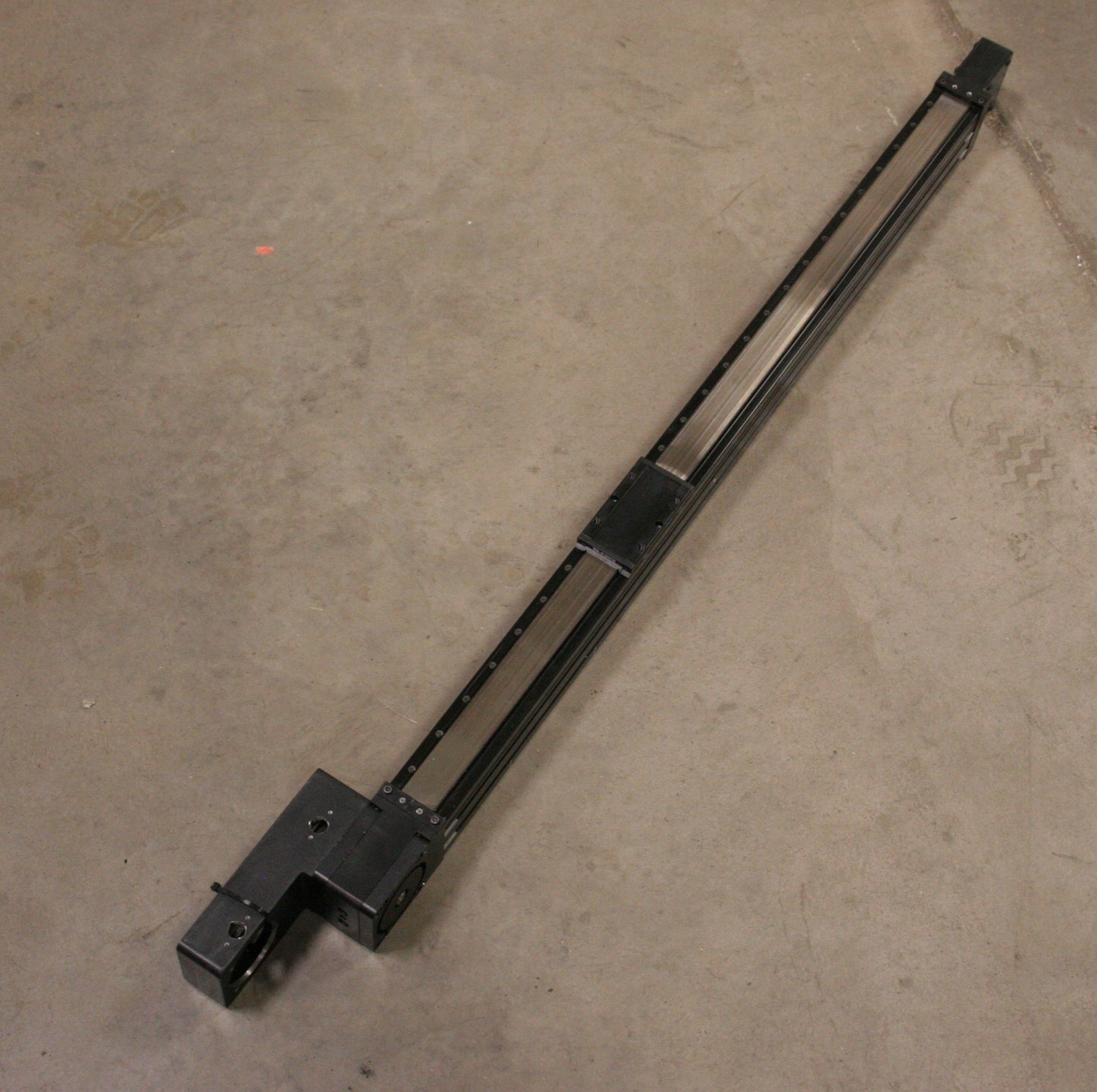 Used Tolomatic B3W10 BWS18 SK33.000 Electric Belt Drive Rodless Actuator, 33" Stroke