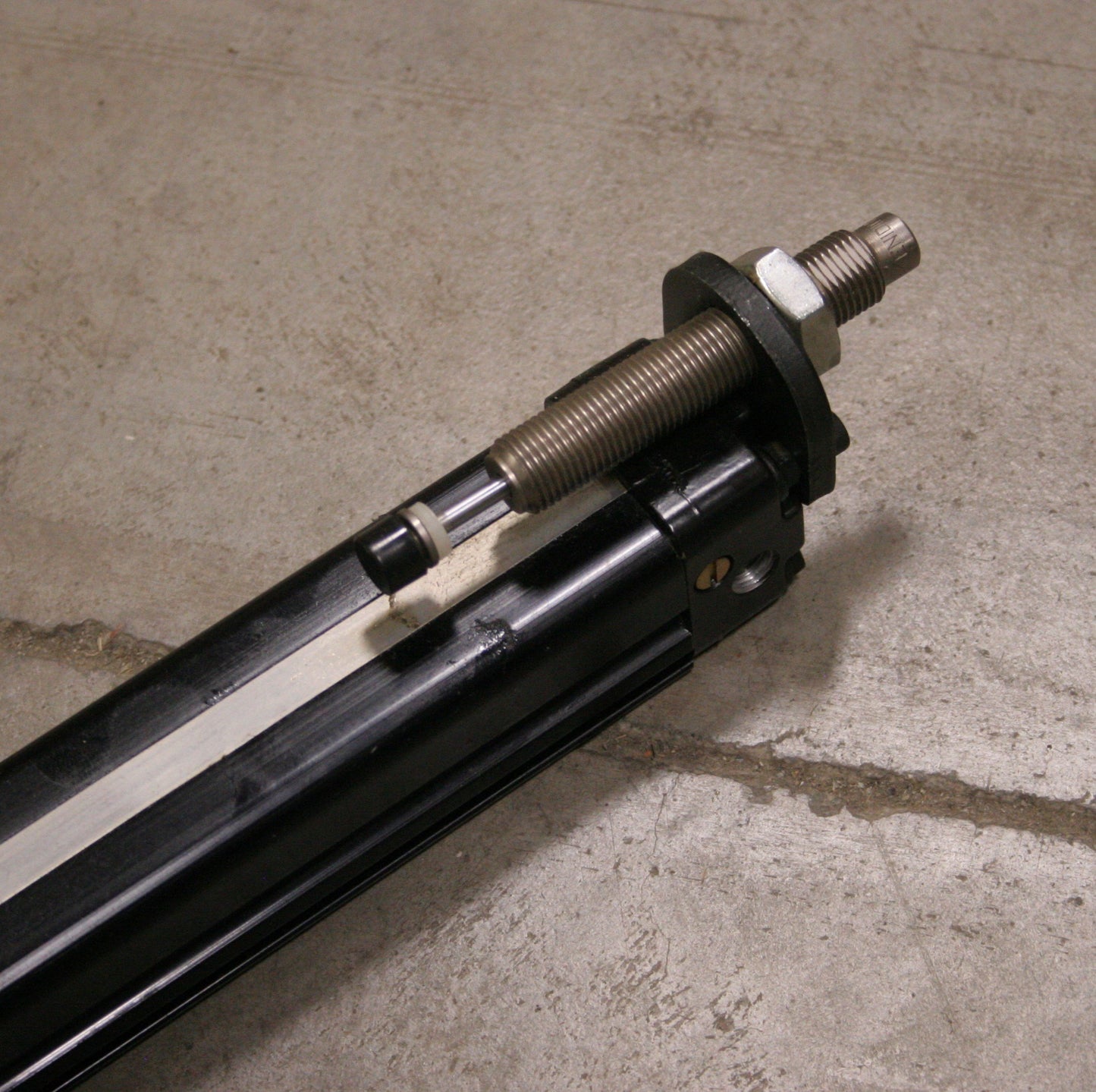 Used Tolomatic BC210 SK70 TS3 SL2 KT1 Band Cylinder w/ 3600-9090, Bore 1", Stroke 70"