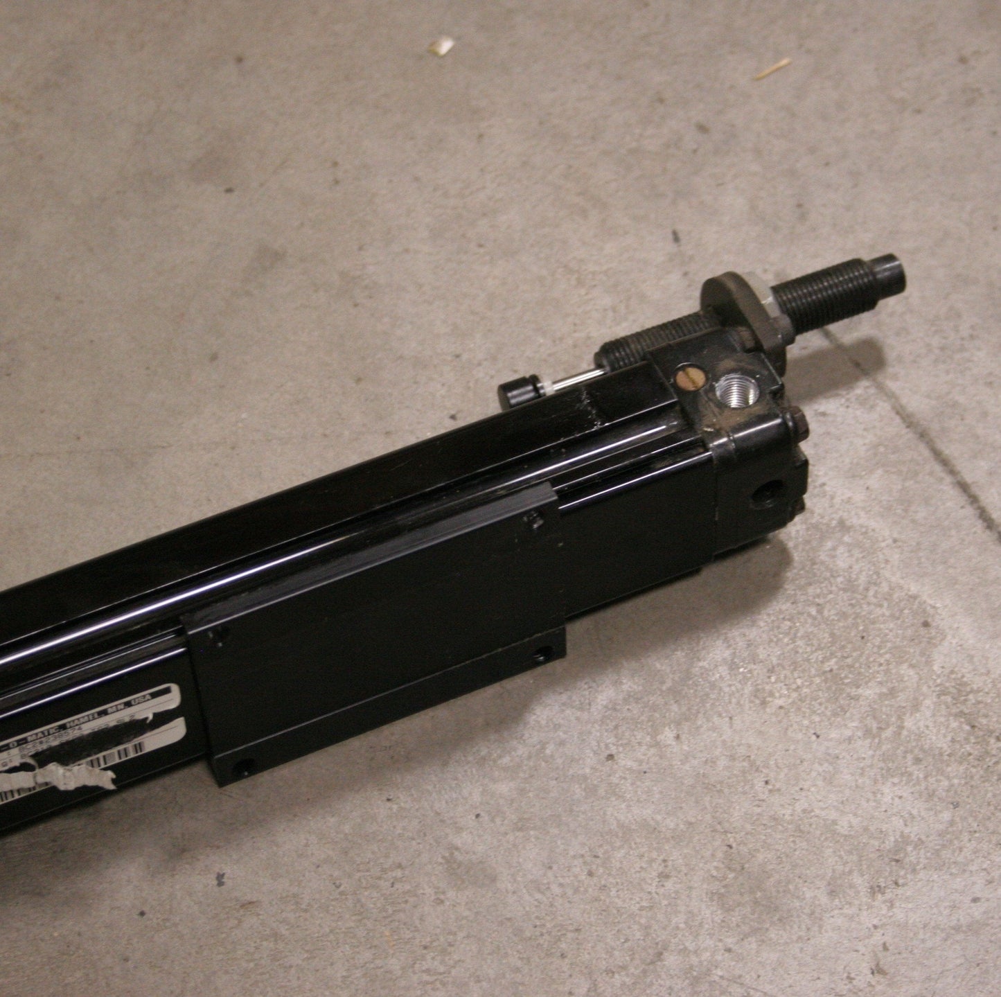 Used Tolomatic BC210 SK60 TS3 SL2 Band Cylinder, Shock Absorbers, Bore 1", Stroke 60"
