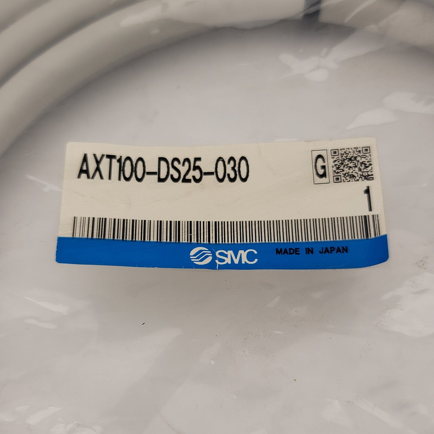 Used SMC AXT100-DS25-030 3 Meter 25-Pin D-Sub Connector Cable For SV Series Manifolds